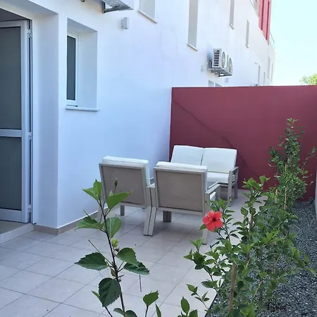 Hotel apartamentowy New Day Pafos