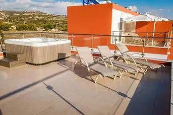 New Day Hotel apartamentowy Pafos