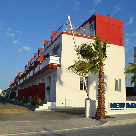 Ξενοδοχείο με διαμερίσματα New Day 3*