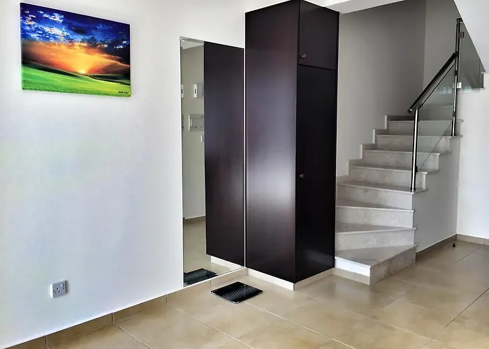 Ξενοδοχείο με διαμερίσματα New Day Πάφος